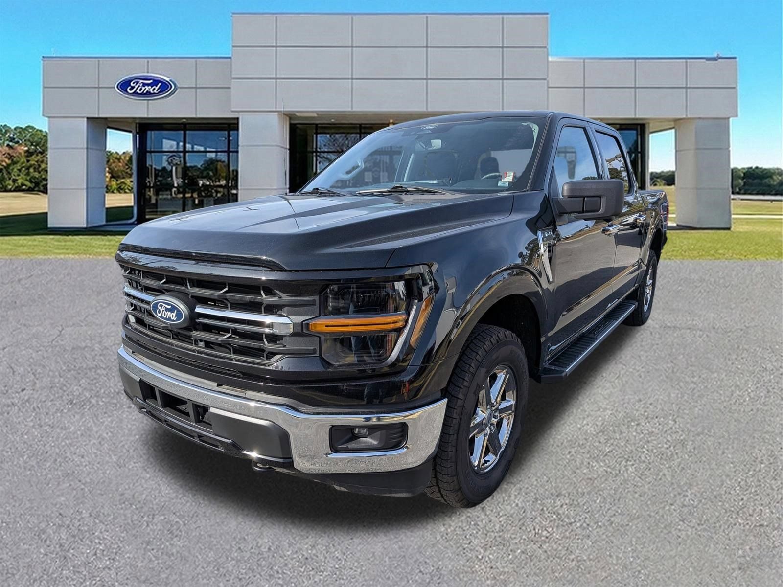 Certified 2024 Ford F150 XLT w/ FX4 Off-Road Package AWD/4WD image 8