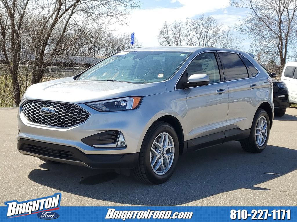 Certified 2023 Ford Edge SEL w/ Convenience Package AWD/4WD image 2