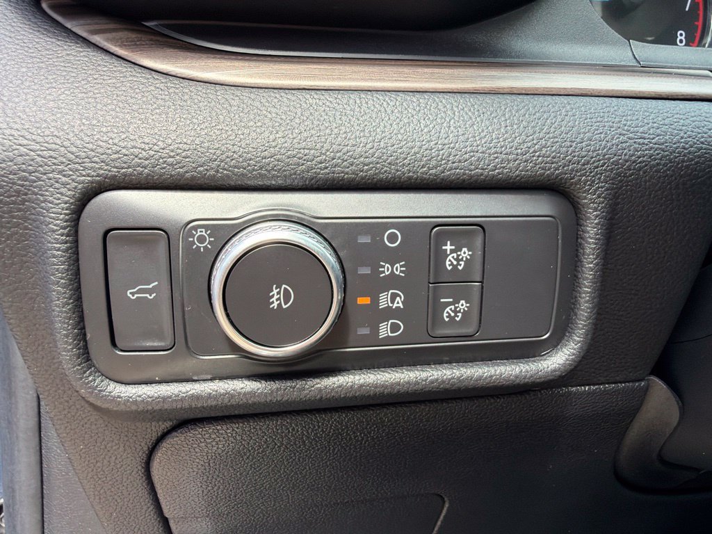 Certified 2020 Ford Explorer Limited RWD image 27