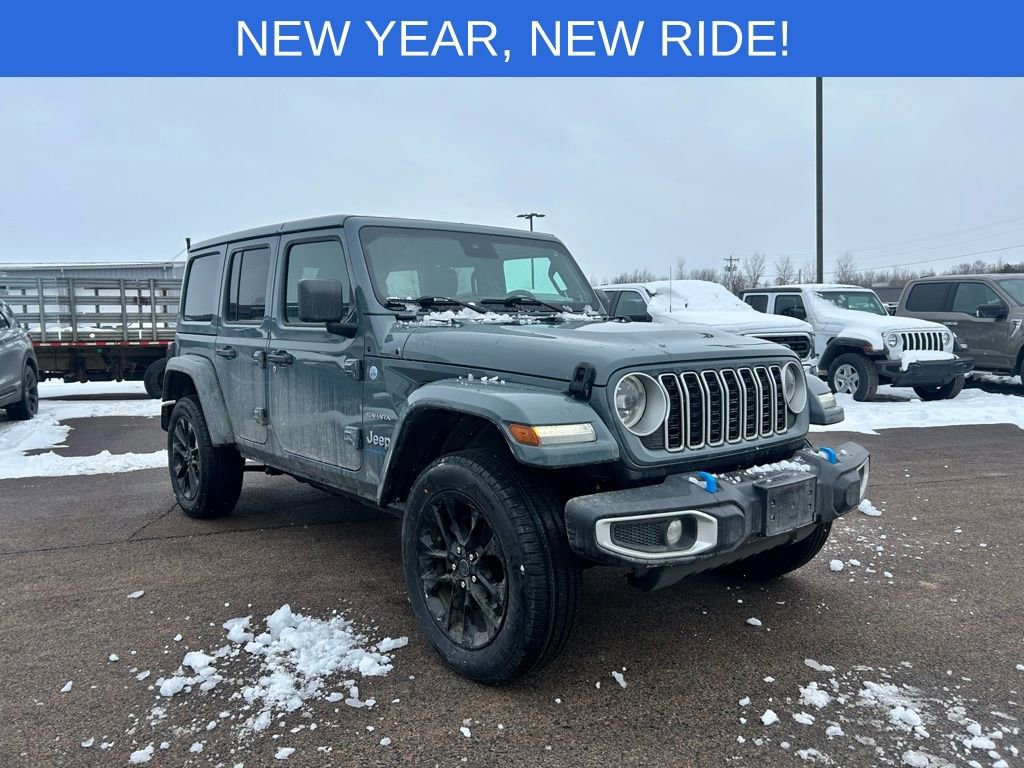 Used 2024 Jeep Wrangler Unlimited Sahara image 8