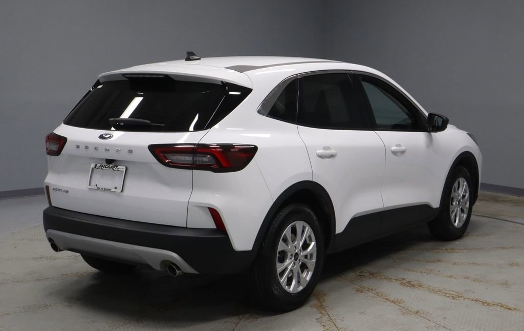Certified 2023 Ford Escape Active FWD image 10
