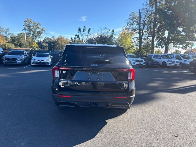 Certified 2025 Ford Explorer ST-Line AWD/4WD image 8