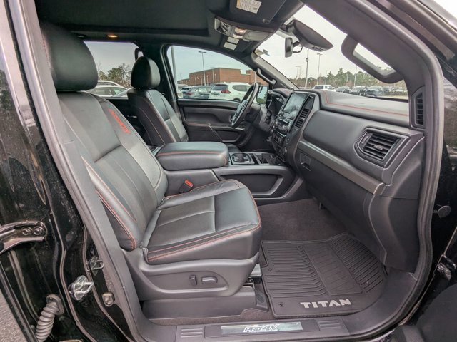 Used 2021 Nissan Titan PRO-4X w/ Pro-4x Convenience Package image 40