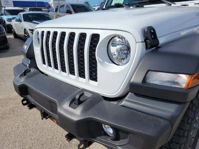 Used 2024 Jeep Wrangler Sport AWD/4WD image 12