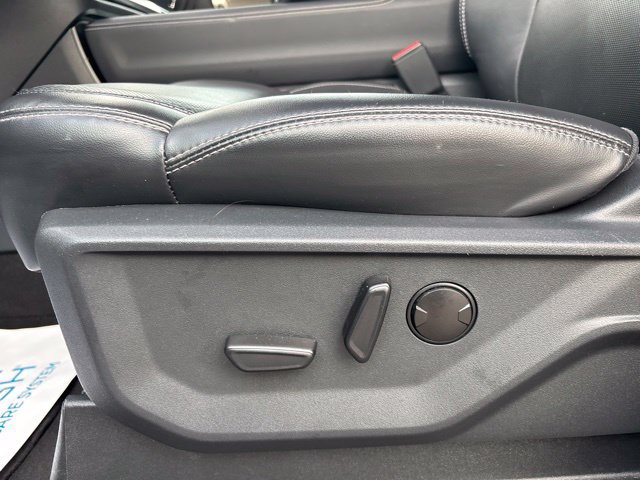 Certified 2025 Ford Expedition Platinum AWD/4WD image 12