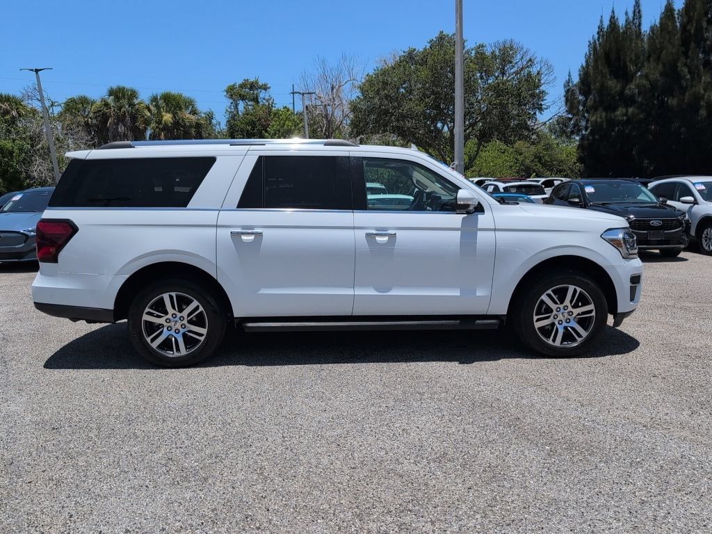 Certified 2024 Ford Expedition Max Limited AWD/4WD image 2