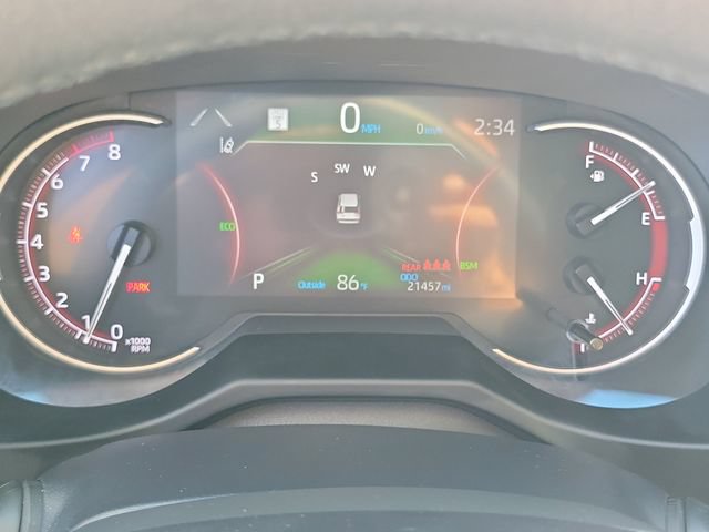 Used 2023 Toyota RAV4 XLE Premium AWD/4WD image 8