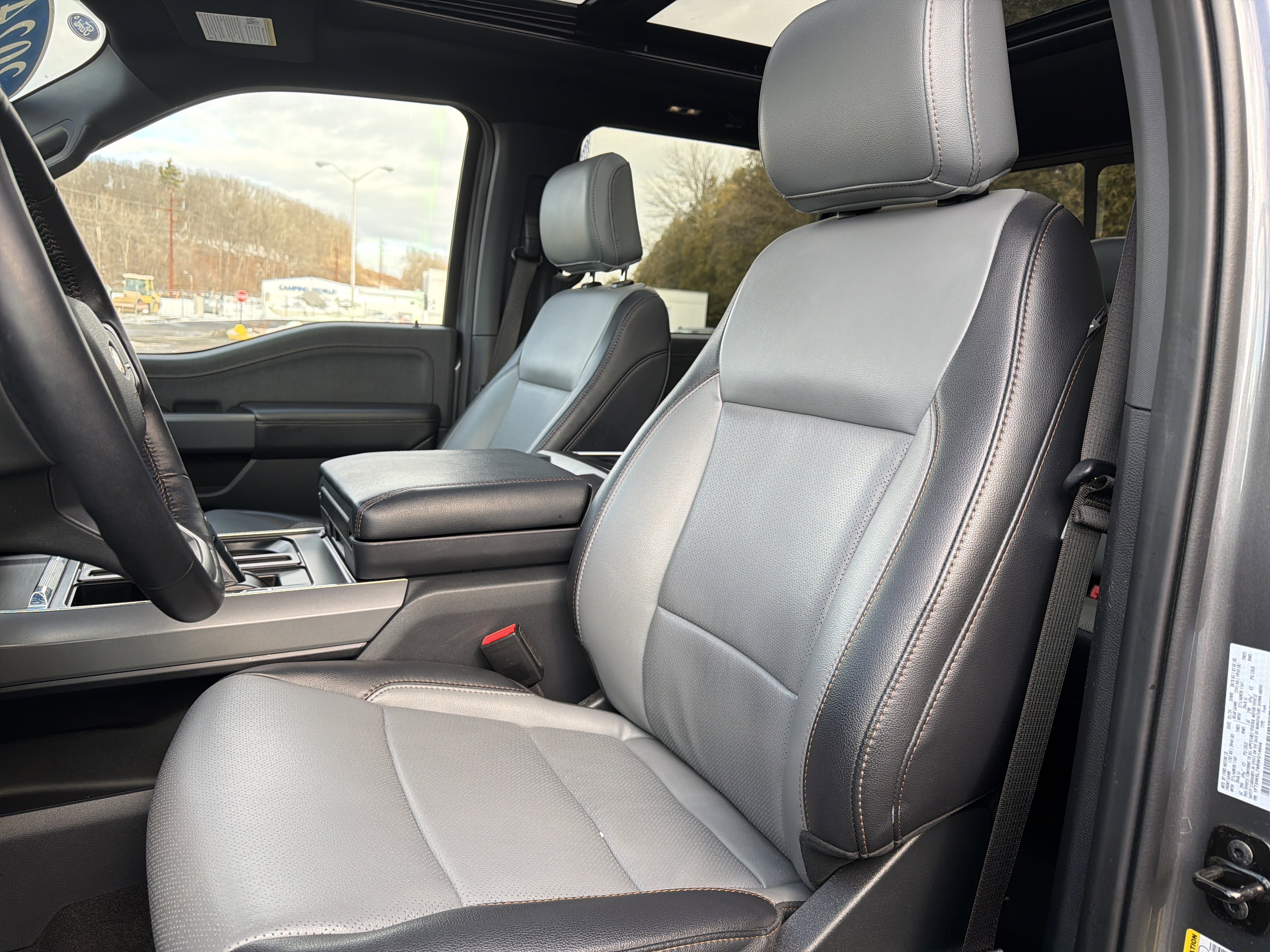 Certified 2024 Ford F150 Lightning Lariat image 28