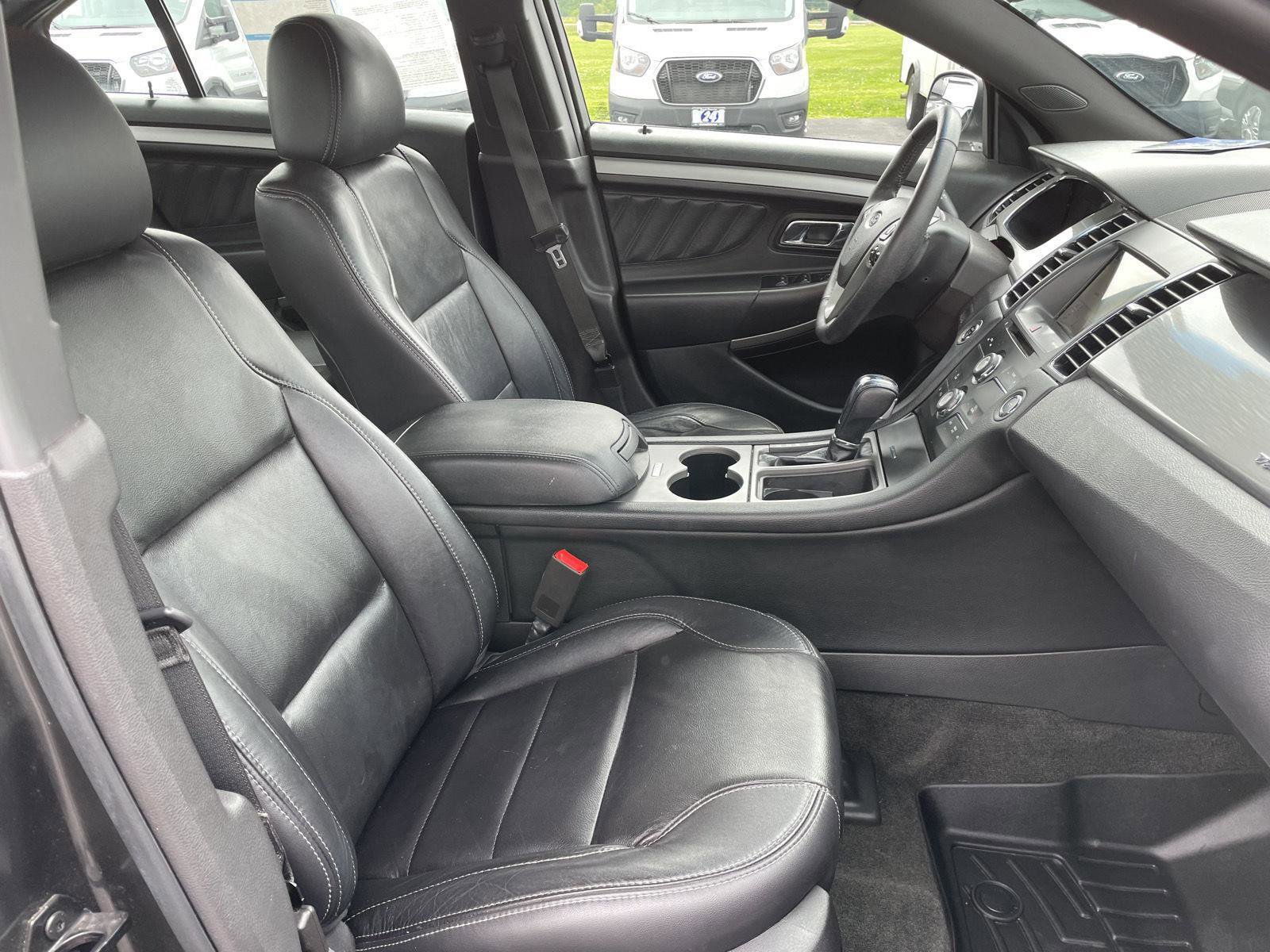 Certified 2018 Ford Taurus SEL w/ Equipment Group 201A FWD image 22