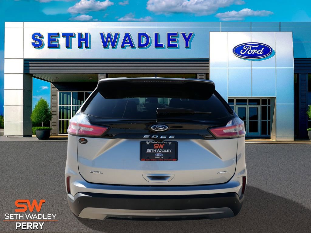 Certified 2024 Ford Edge SEL image 4