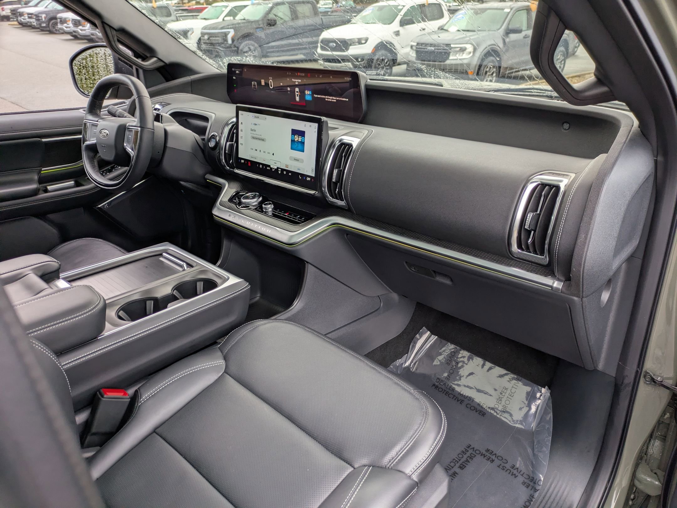 Certified 2025 Ford Expedition Platinum w/ Stealth Performance Package image 38