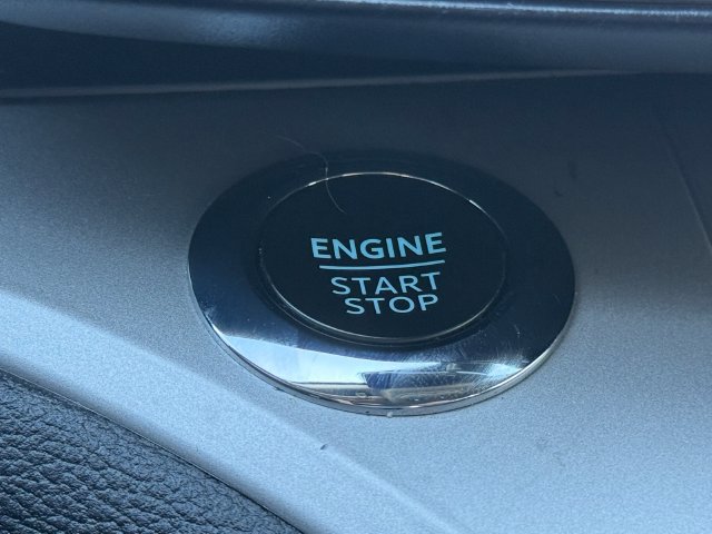 Certified 2023 Ford Explorer XLT w/ Equipment Group 202A AWD/4WD image 16
