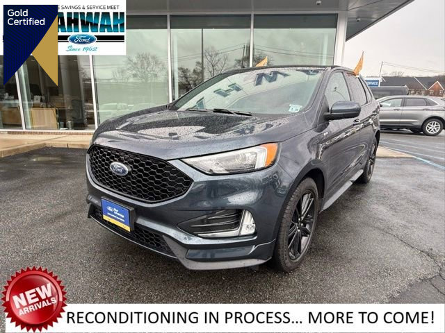 Certified 2023 Ford Edge ST-Line image 1