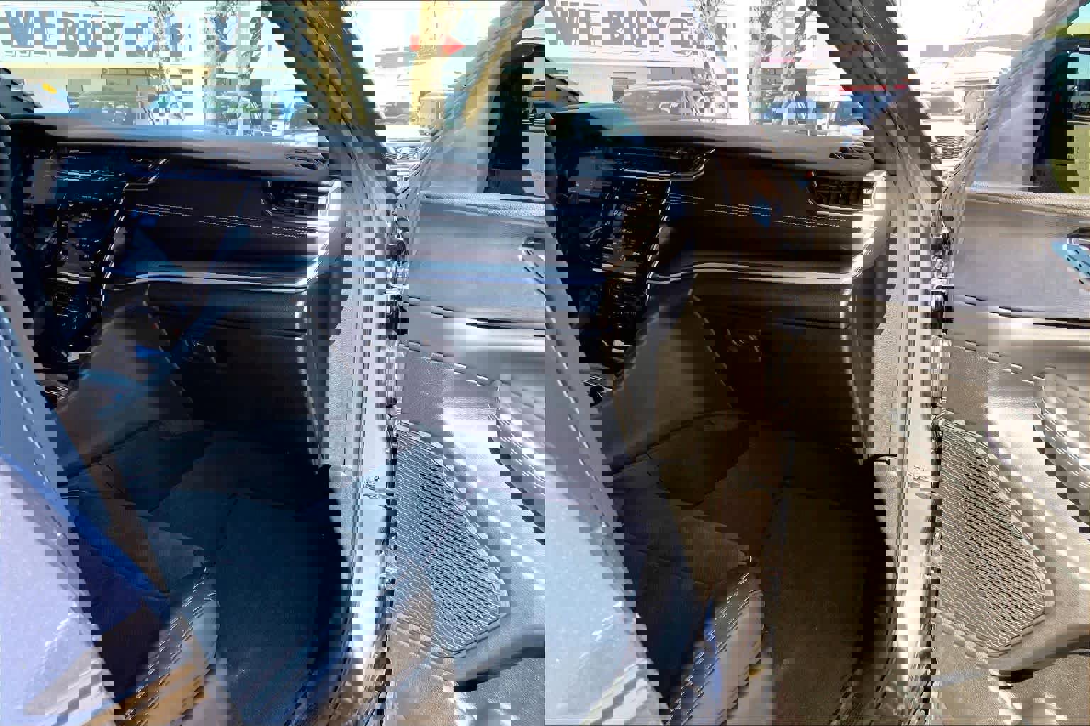 Used 2023 Jeep Grand Cherokee Altitude image 18