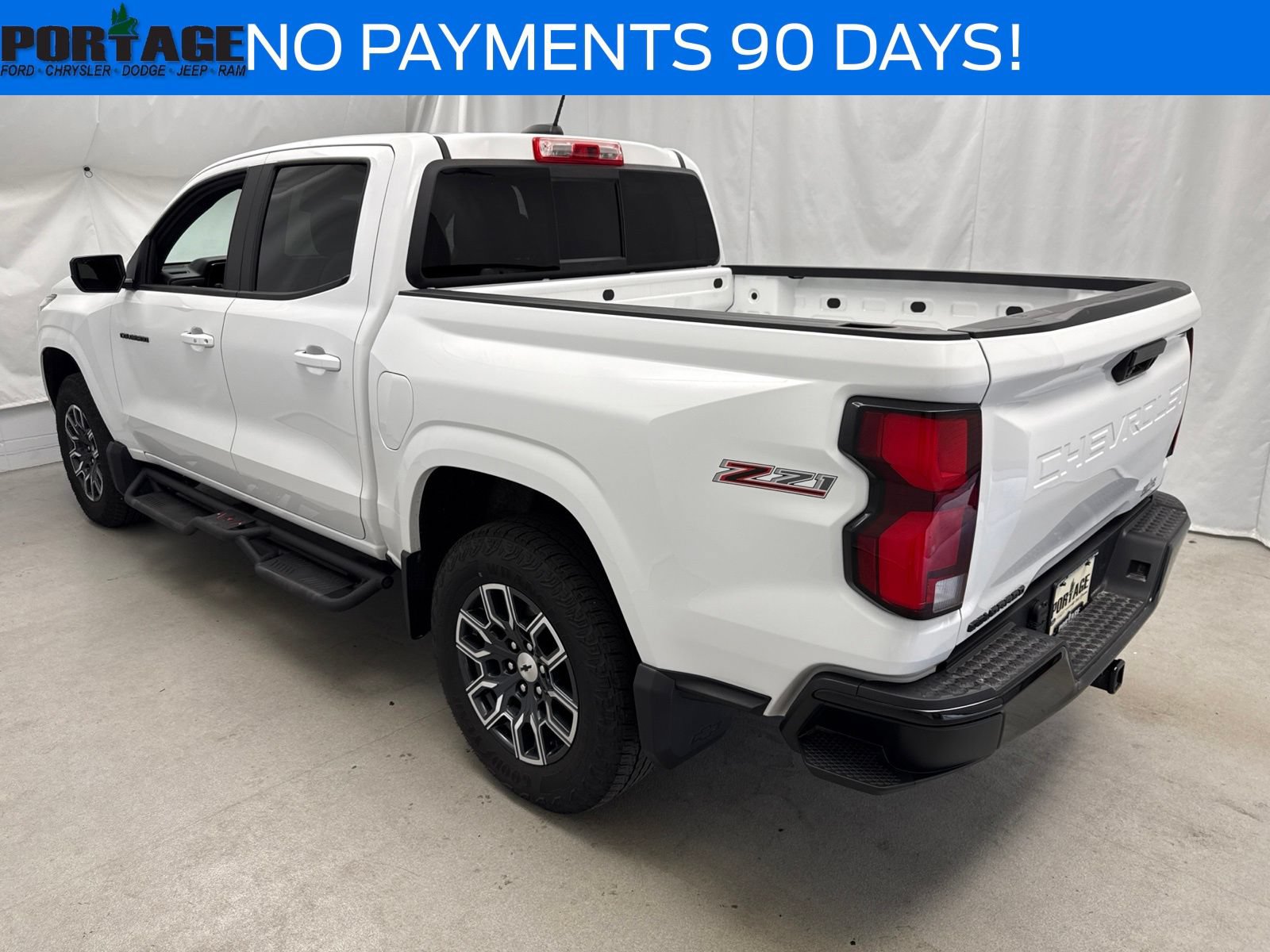 Used 2024 Chevrolet Colorado Z71 w/ Z71 Convenience Package 2 AWD/4WD image 5