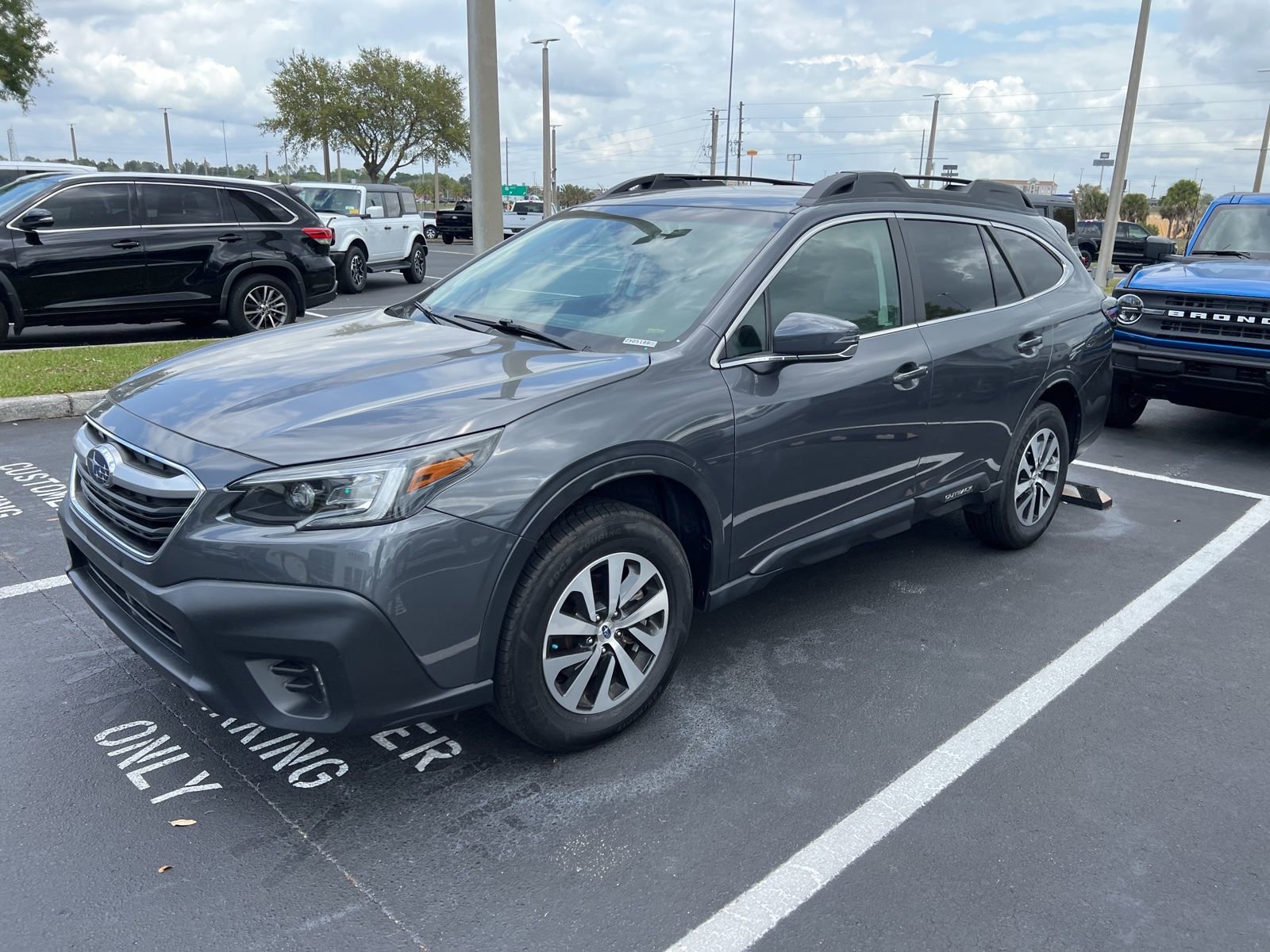Used 2021 Subaru Outback Premium image 49