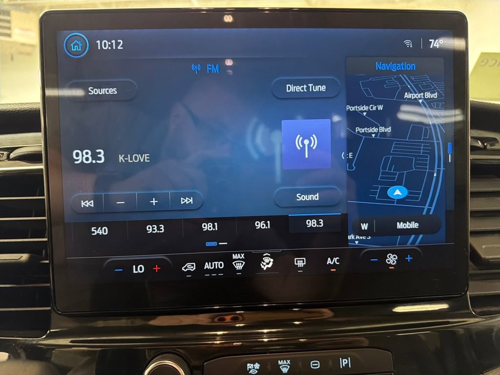 Certified 2025 Ford Transit 350 XLT image 23