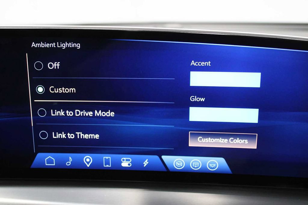 Used 2024 Cadillac Lyriq Luxury AWD/4WD image 36