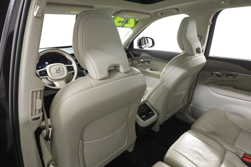 Used 2023 Volvo XC90 B6 Ultimate w/ Protection Package Premier image 25