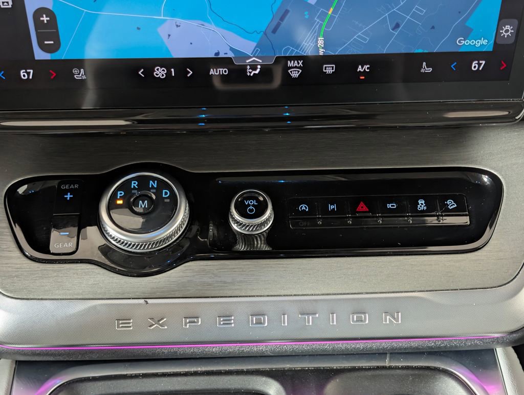 Certified 2025 Ford Expedition Max Platinum AWD/4WD image 18