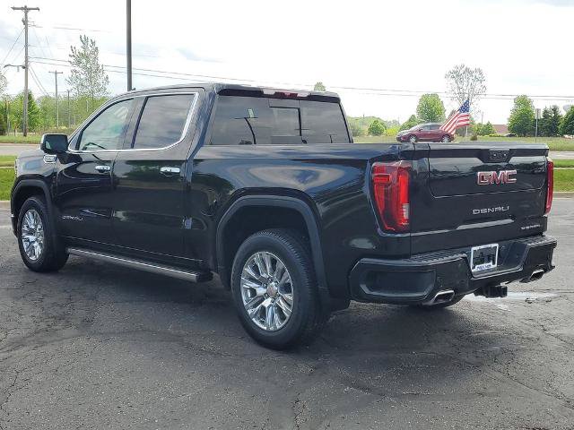 Used 2023 GMC Sierra 1500 Denali AWD/4WD image 3