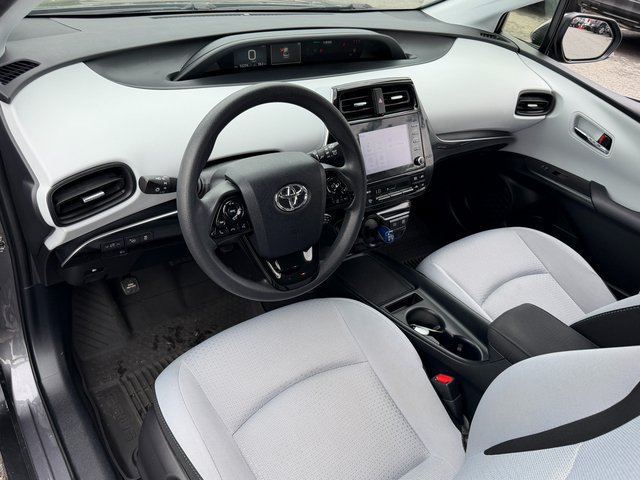 Used 2022 Toyota Prius LE FWD image 36