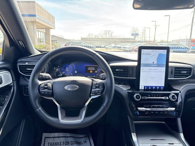 Certified 2022 Ford Explorer Platinum w/ Equipment Group 601A image 30