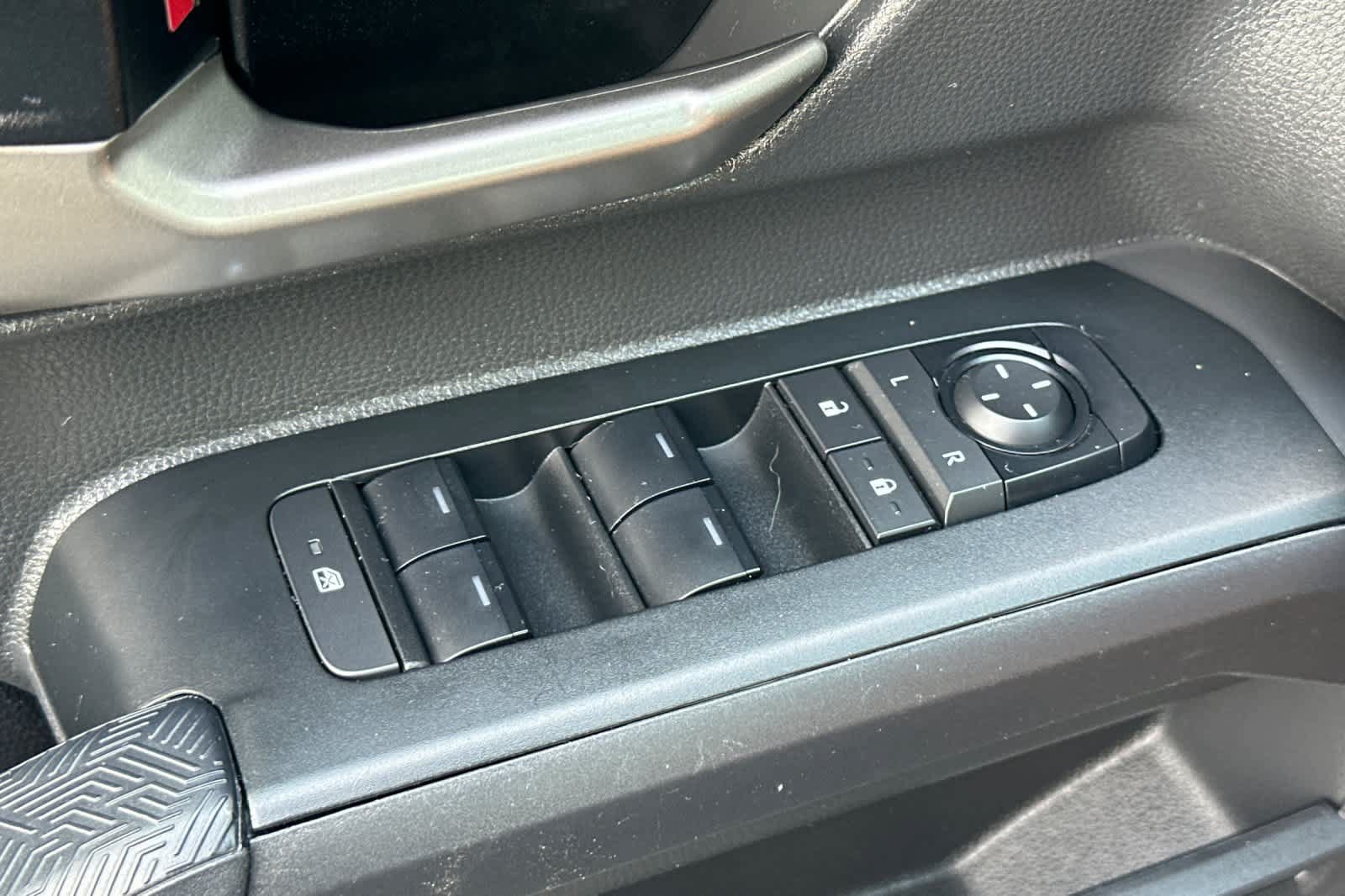 Used 2024 Toyota Tacoma TRD Off-Road w/ TRD Off Road Premium Package AWD/4WD image 13