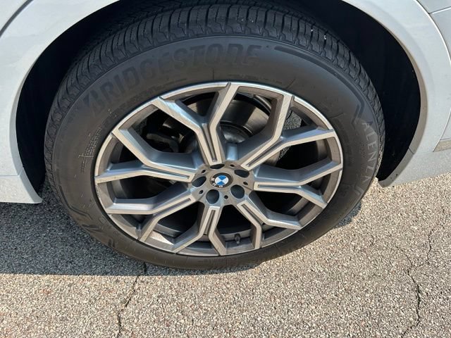 Used 2021 BMW X7 xDrive40i AWD/4WD image 7