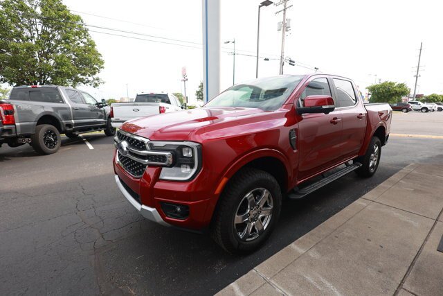 Certified 2025 Ford Ranger Lariat w/ Chrome Accent Package AWD/4WD image 6