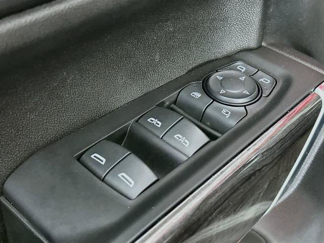 Used 2020 Chevrolet Silverado 1500 LTZ w/ LTZ Plus Package AWD/4WD image 29