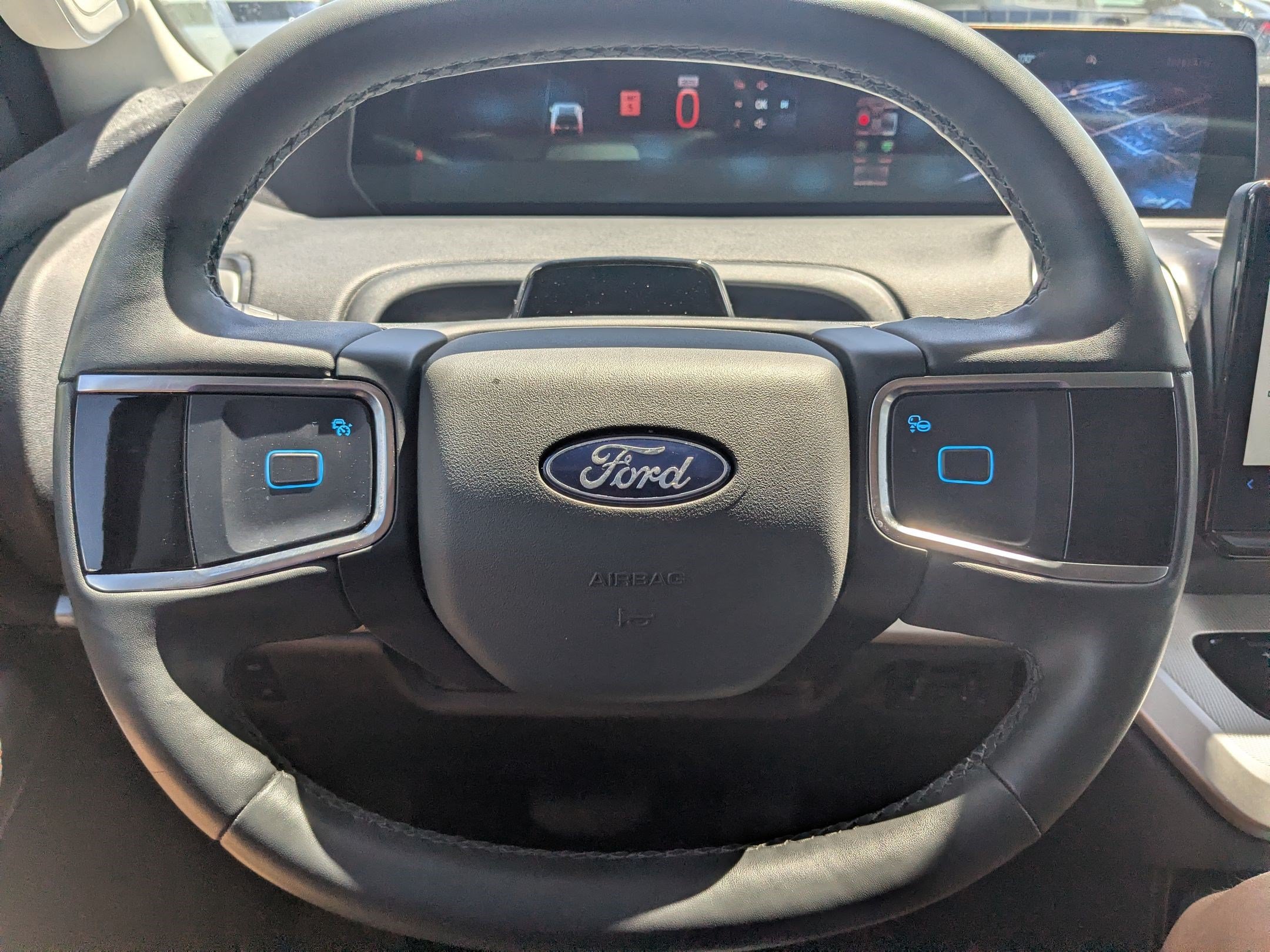 Certified 2025 Ford Expedition Active AWD/4WD image 19