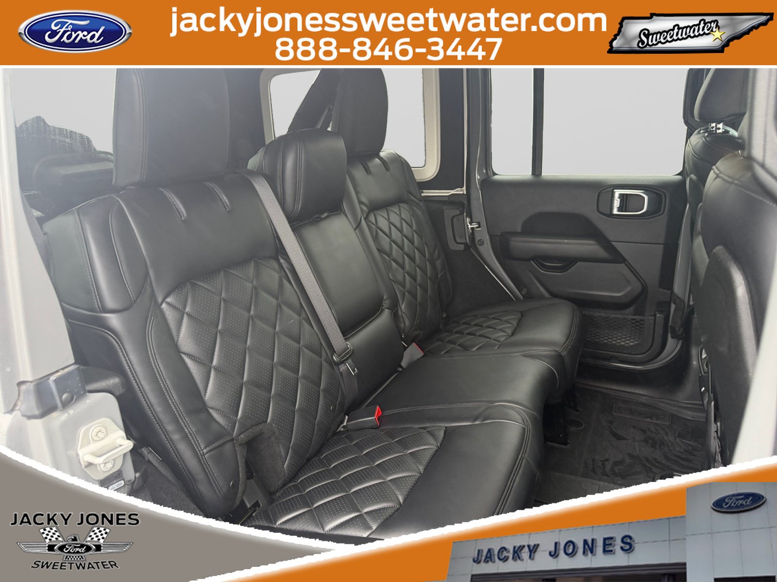 Used 2023 Jeep Wrangler Unlimited Rubicon 392 AWD/4WD image 18