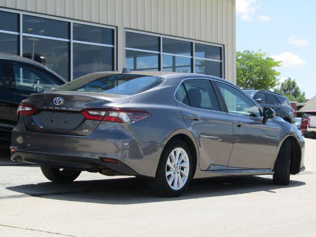 Used 2024 Toyota Camry LE FWD image 3