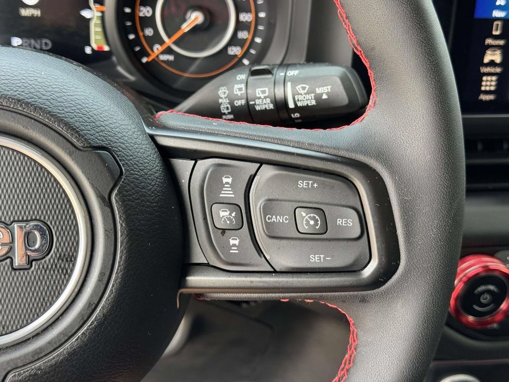 Used 2024 Jeep Wrangler Unlimited Rubicon AWD/4WD image 13