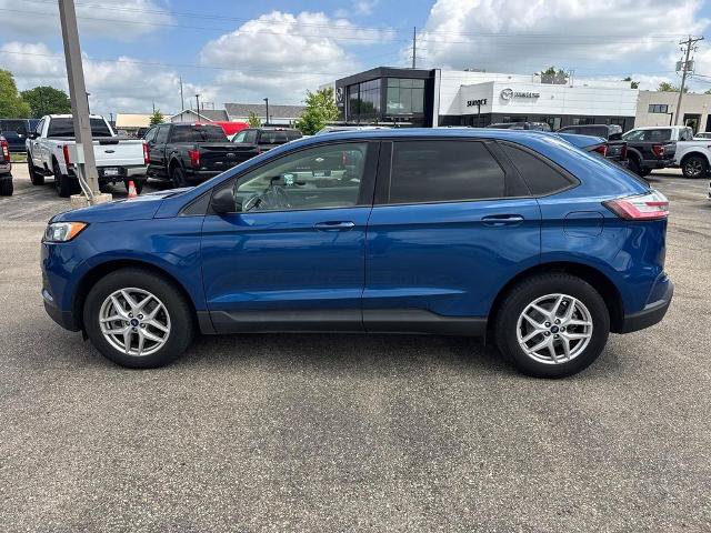 Certified 2021 Ford Edge SE FWD image 3