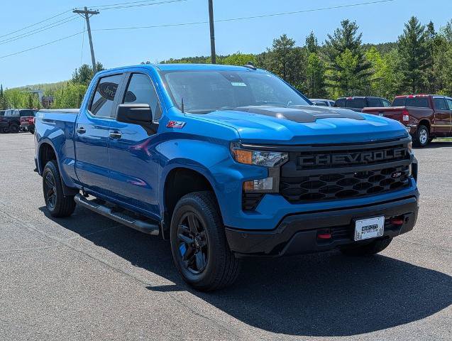 Used 2022 Chevrolet Silverado 1500 Custom Trail Boss w/ LPO, Dark Essentials Package AWD/4WD image 4