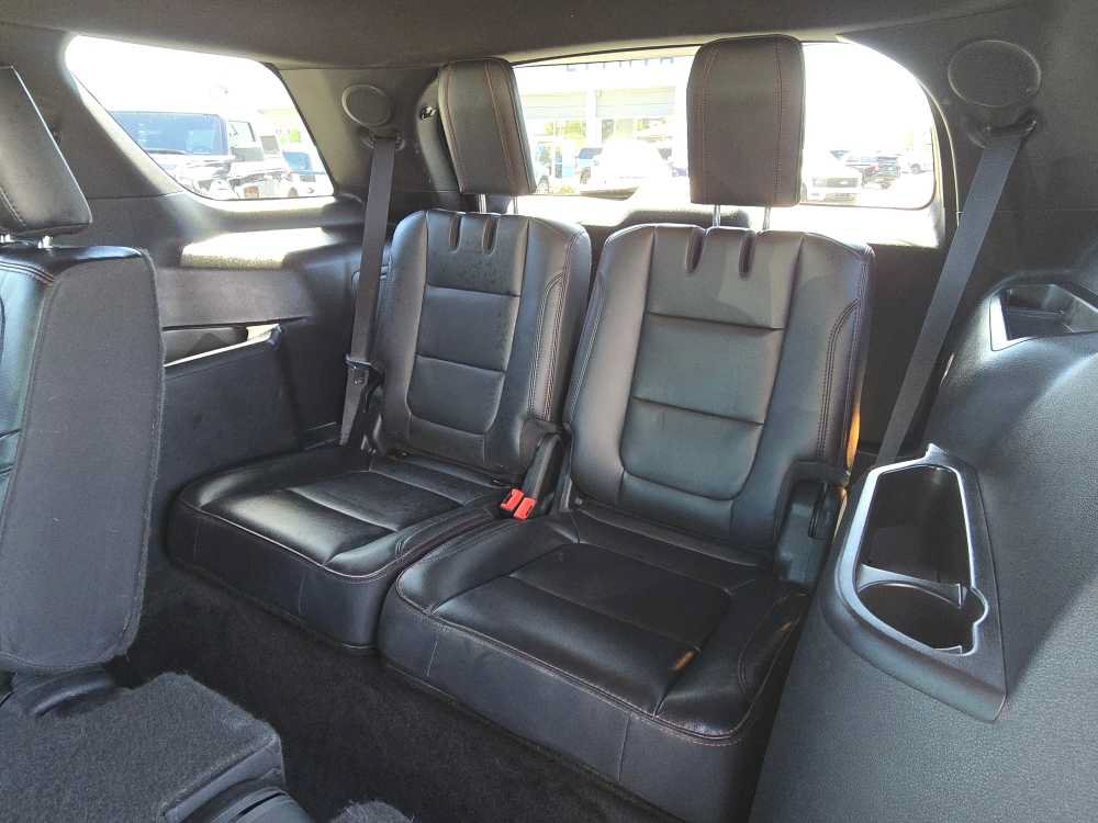Certified 2017 Ford Explorer Sport w/ Equipment Group 401A AWD/4WD image 17