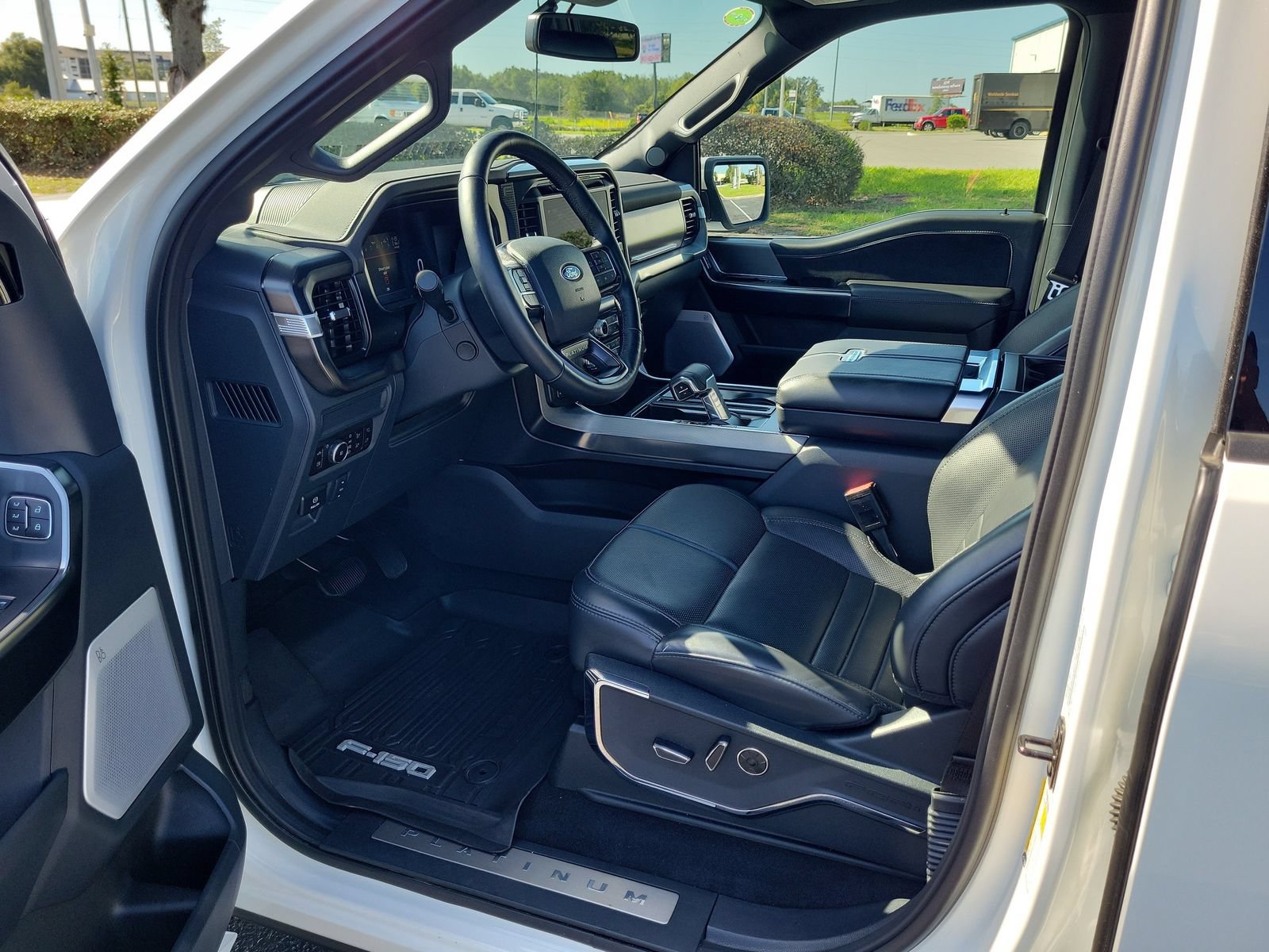 Certified 2025 Ford F150 Platinum w/ Equipment Group 702A High AWD/4WD image 16