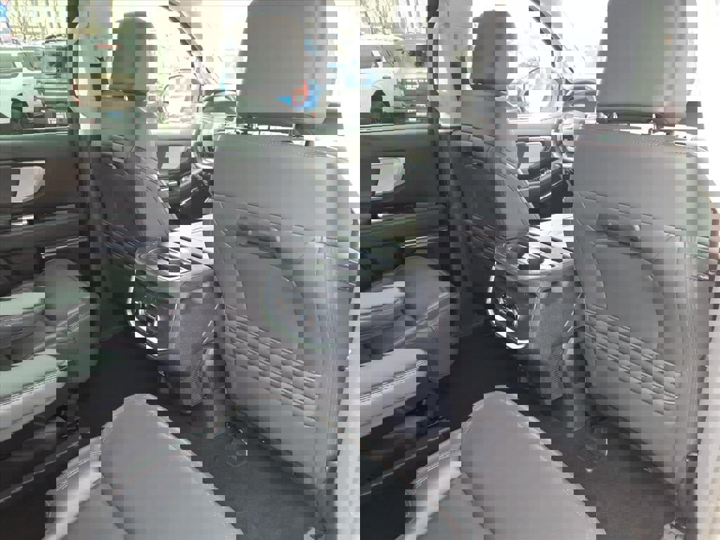 Certified 2025 Ford Expedition Active image 13