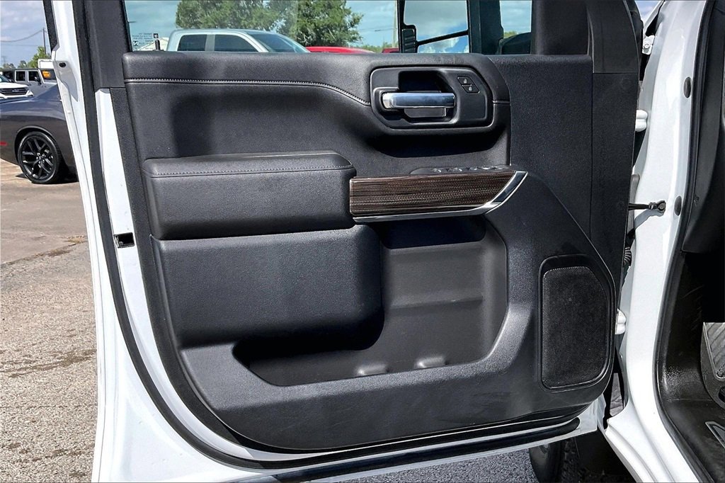 Used 2021 Chevrolet Silverado 2500 LT w/ Z71 Off-Road Package image 17