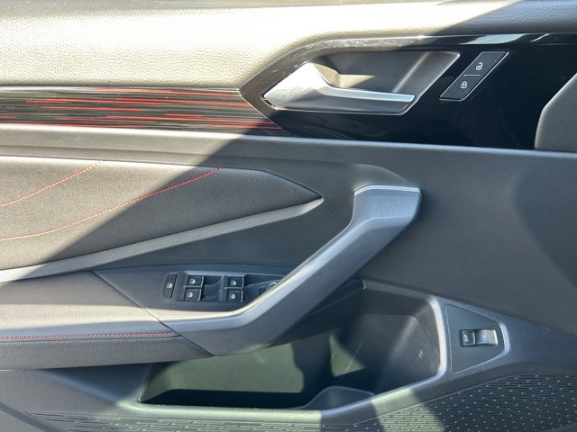 Used 2022 Volkswagen Jetta GLI Autobahn image 14