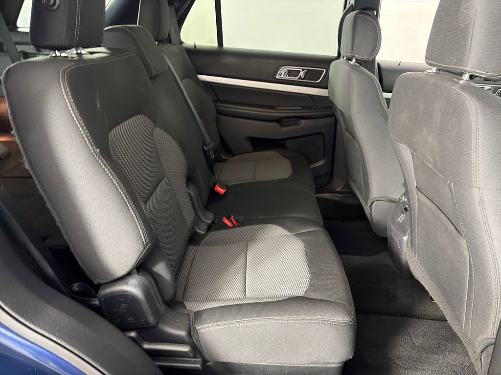 Certified 2017 Ford Explorer XLT AWD/4WD image 29