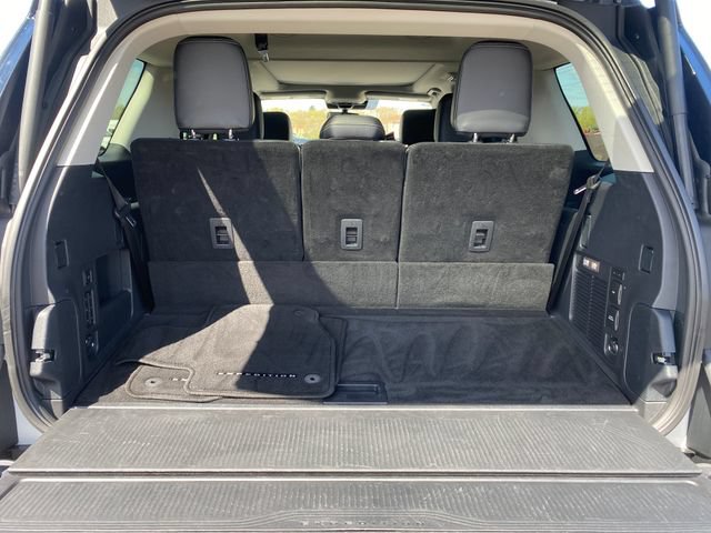 Certified 2025 Ford Expedition Platinum AWD/4WD image 10