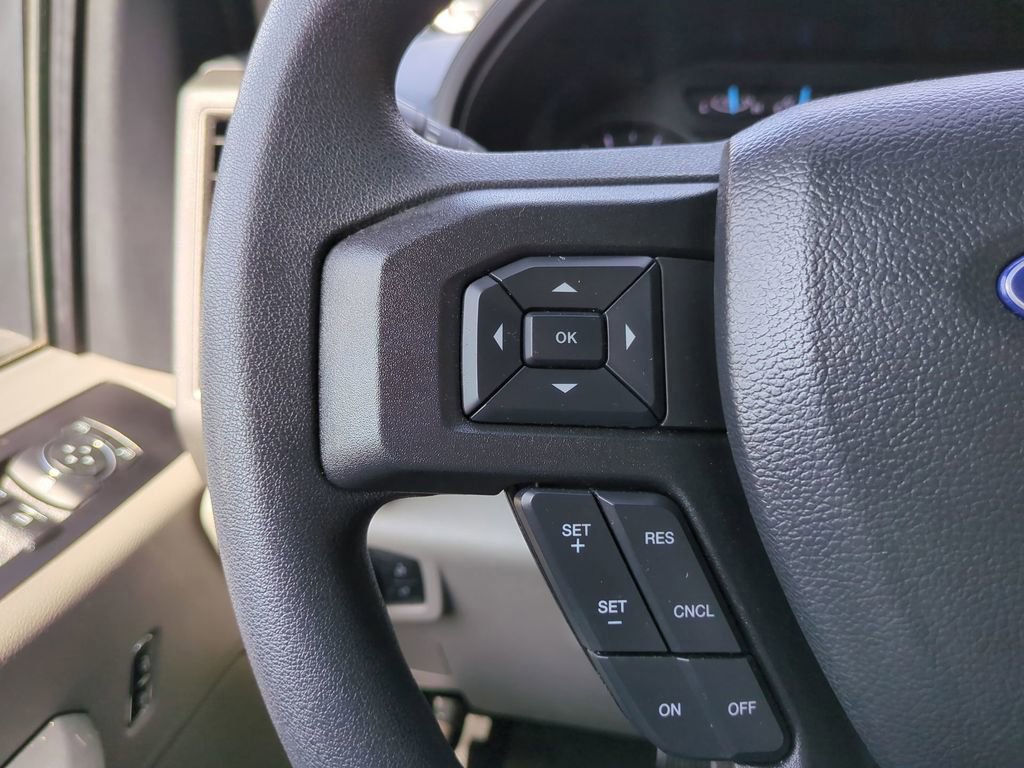 Certified 2022 Ford F250 XL w/ Power Equipment Group image 28