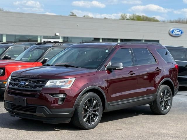 Certified 2018 Ford Explorer XLT w/ XLT Appearance Package AWD/4WD image 34