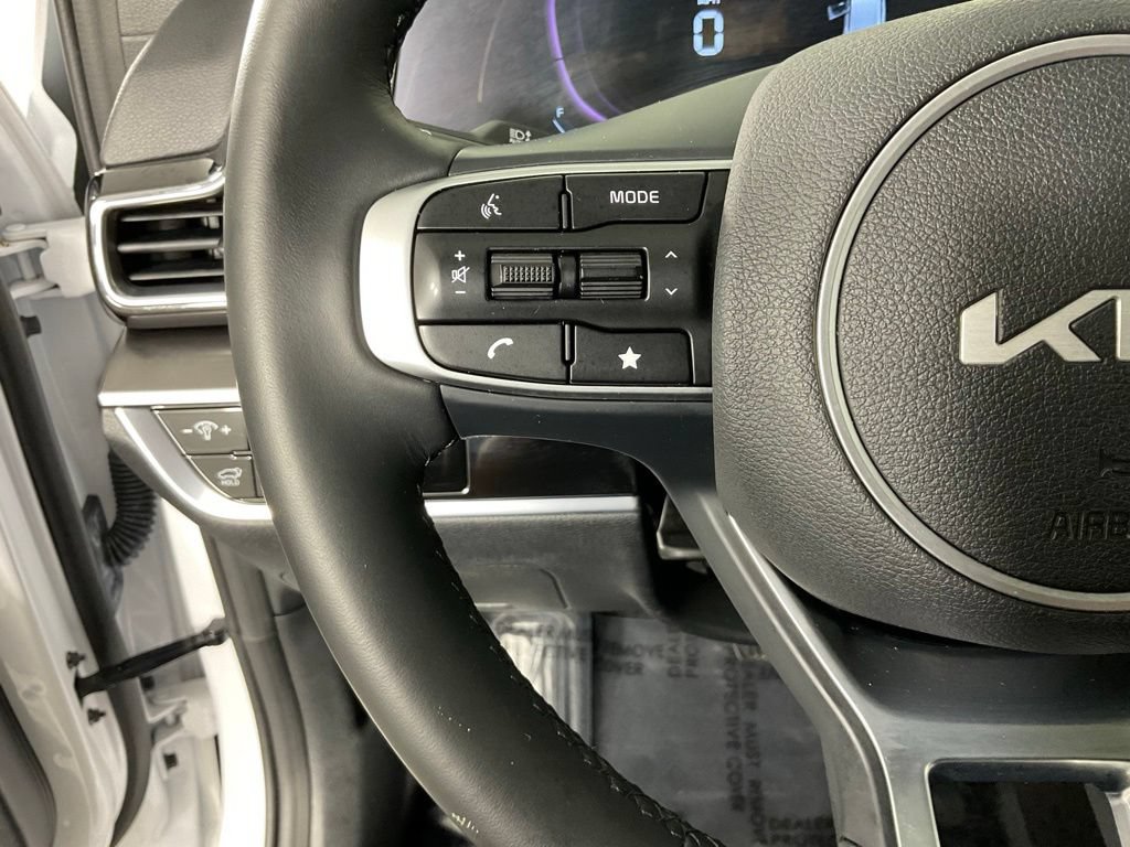 Used 2025 Kia Sportage EX w/ Premium Package FWD image 25