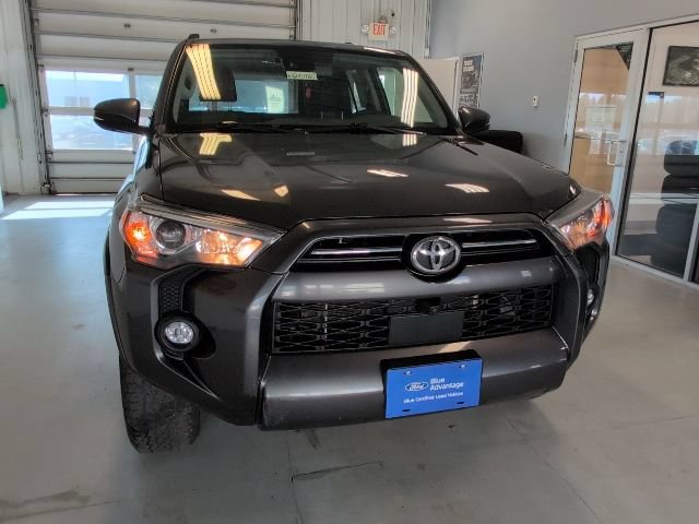 Used 2022 Toyota 4Runner SR5 Premium w/ Moonroof Package AWD/4WD image 40