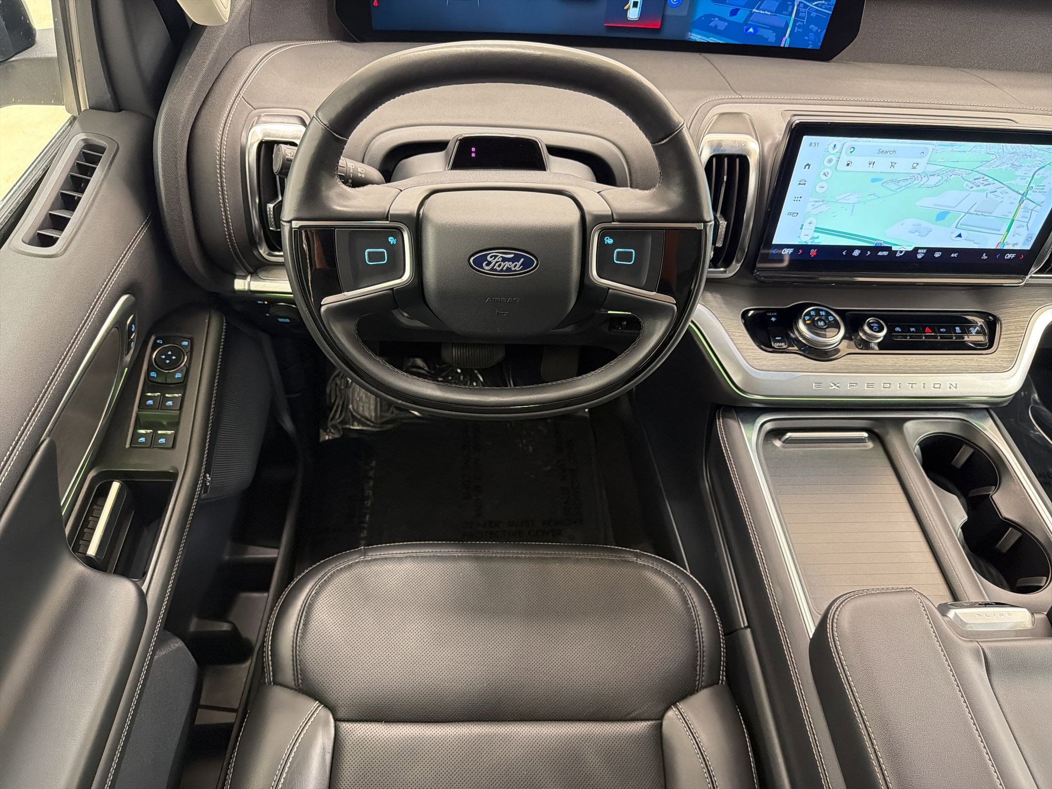 Certified 2025 Ford Expedition Max Platinum AWD/4WD image 4