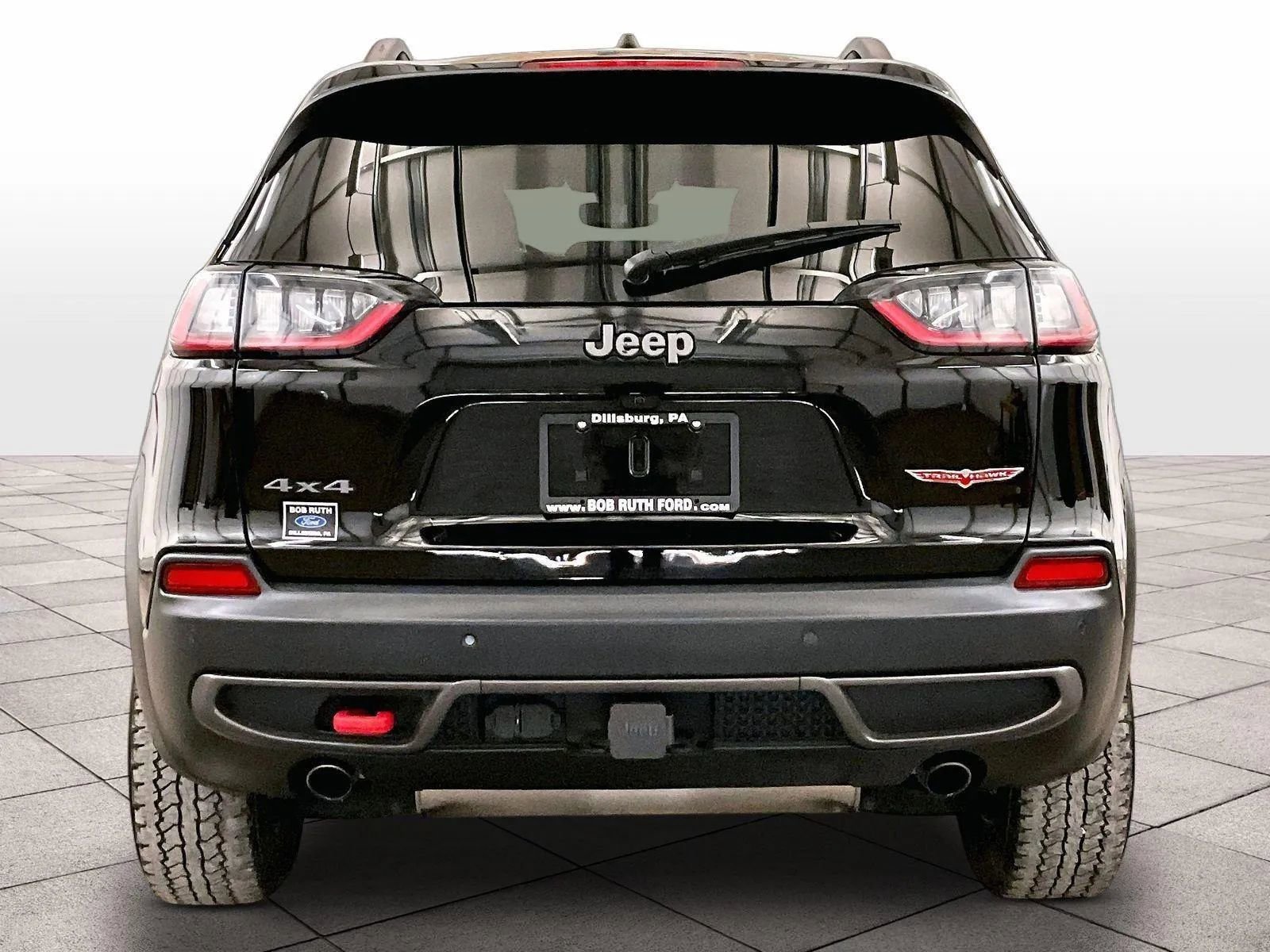 Used 2020 Jeep Cherokee Trailhawk AWD/4WD image 4
